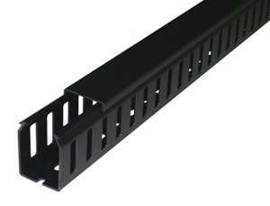 CABLE TRUNKING GF-A7/5 BLACK 25 x 25 WITH SLOT IN LENGTH 2 M